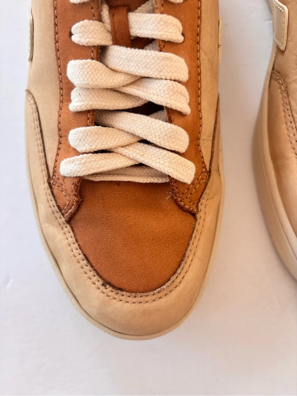 Veja 12 two